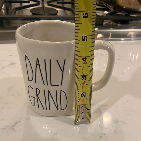 Rae Dunn Artisan Collection by Magenta Daily Grind Mug 16oz New With Tag - Picture 8 of 10